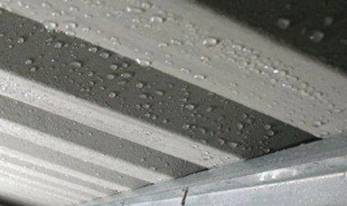 Mitigating trailer condensation in cold-to-warm transitions around Milwaukee